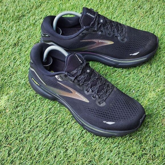 Brooks Shoes - BROOKS GHOST 15 - Women's Athletic Shoes - SIZE 8.5B